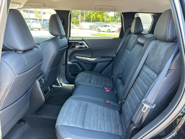 2025 Mitsubishi Outlander PHEV SE S-AWC