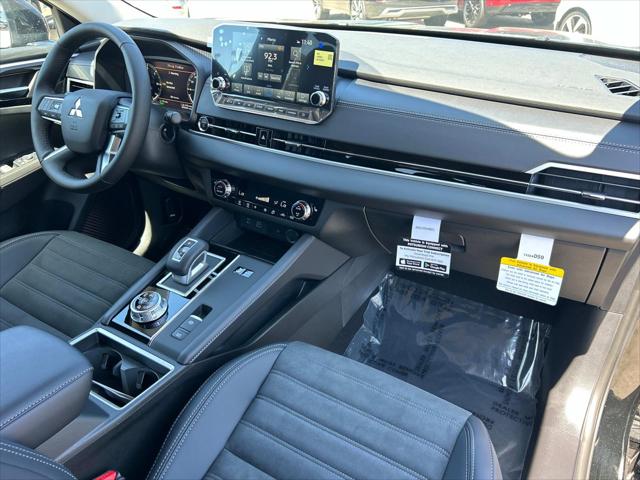 2025 Mitsubishi Outlander PHEV SE S-AWC