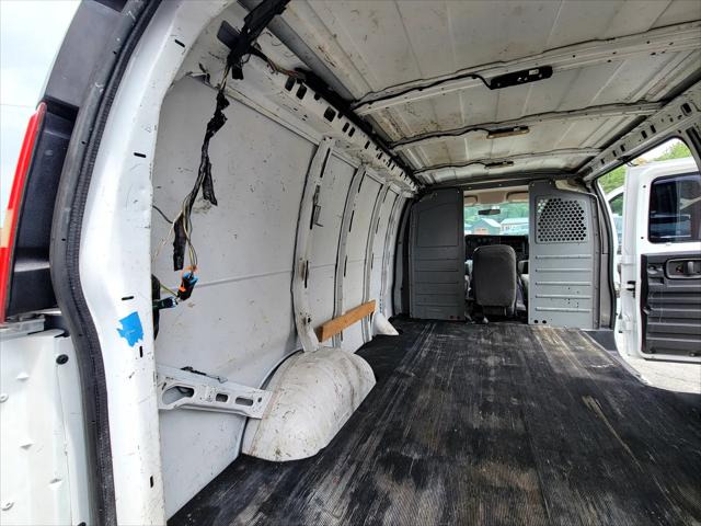 2015 GMC Savana 2500 Work Van