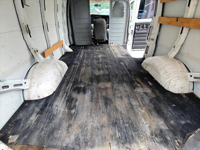 2015 GMC Savana 2500 Work Van