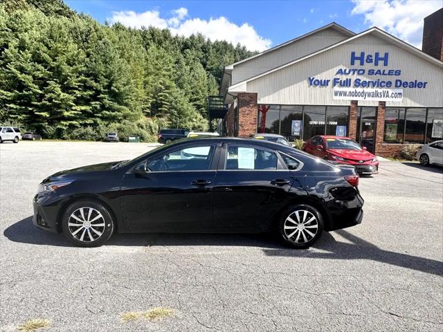 2022 Kia Forte LXS