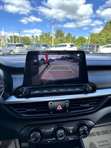 2022 Kia Forte LXS