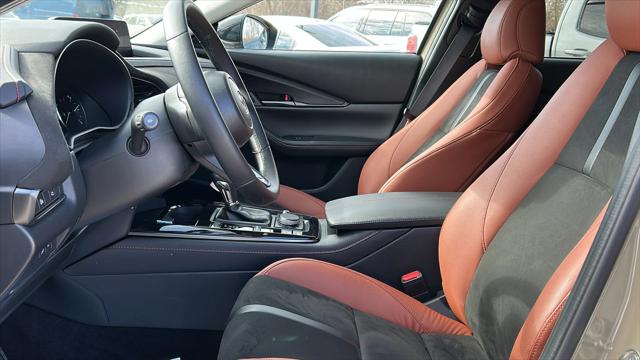 2025 Mazda CX-30 2.5 Carbon Turbo