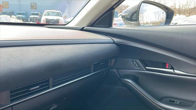 2025 Mazda CX-30 2.5 Carbon Turbo
