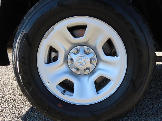 2025 Ram 1500 Tradesman Crew Cab 4x4 5'7" Box