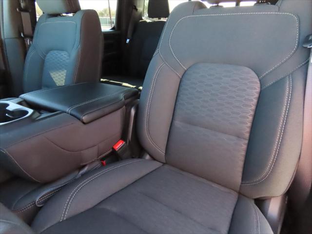 2025 Ram 1500 Tradesman Crew Cab 4x4 5'7" Box