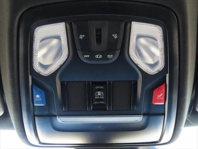 2025 Ram 1500 Tradesman Crew Cab 4x4 5'7" Box