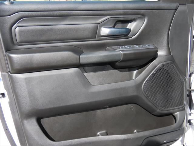 2025 Ram 1500 Tradesman Crew Cab 4x4 5'7" Box