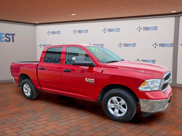 2023 RAM 1500 Classic SLT Crew Cab 4x4 57 Box