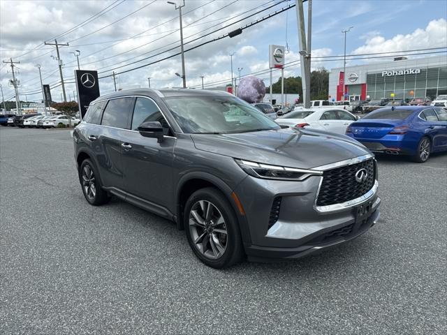 2022 INFINITI QX60 LUXE AWD