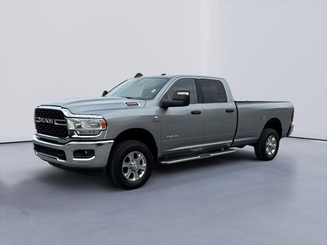 2023 RAM 2500 Big Horn Crew Cab 4x4 8 Box