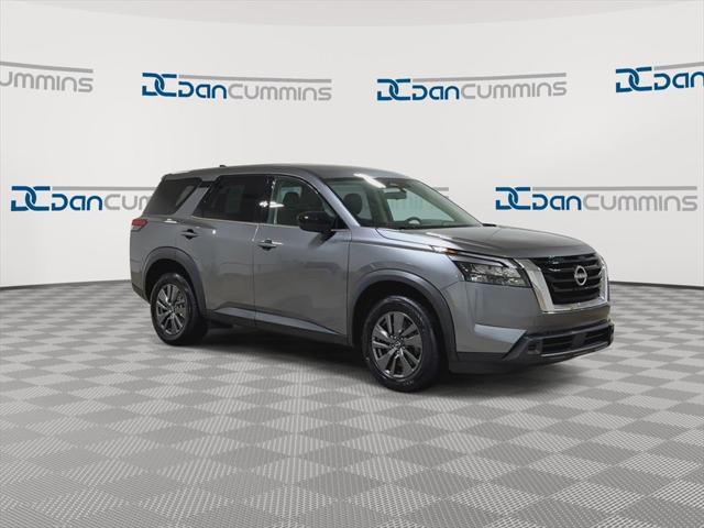 2023 Nissan Pathfinder S 4WD 2023 Nissan Pathfinder S 4WD