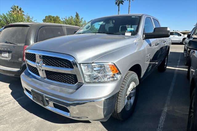 2023 RAM 1500 Classic SLT Crew Cab 4x4 57 Box