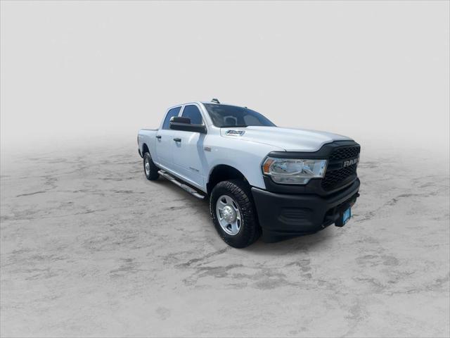 2022 RAM 2500 Tradesman Crew Cab 4x4 64 Box