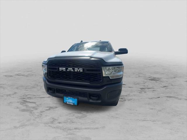 2022 RAM 2500 Tradesman Crew Cab 4x4 64 Box