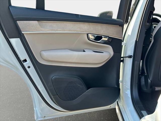 2026 Volvo XC90 Plug-In Hybrid T8 Ultra 7-Seater