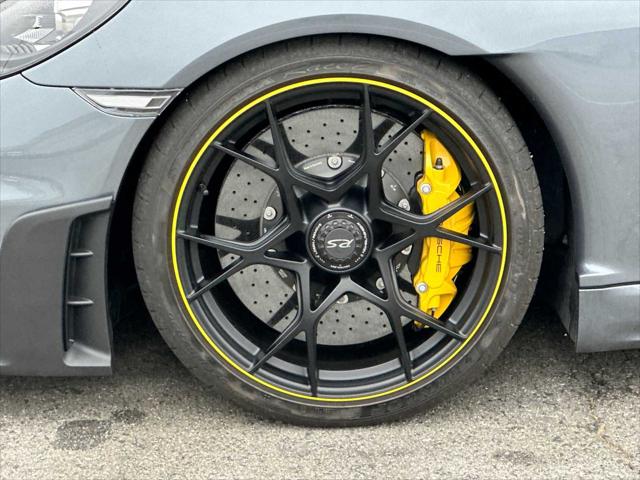 2025 Porsche 718 Spyder RS