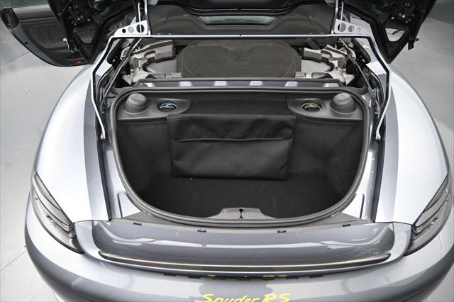 2025 Porsche 718 Spyder RS