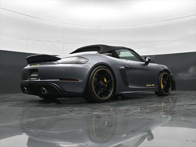 2025 Porsche 718 Spyder RS