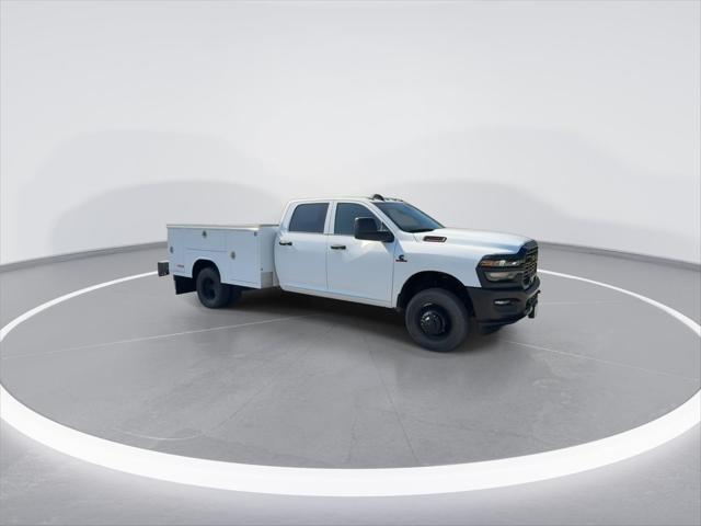 2025 RAM Ram 3500 Chassis Cab RAM 3500 TRADESMAN CREW CAB CHASSIS 4X4 60 CA