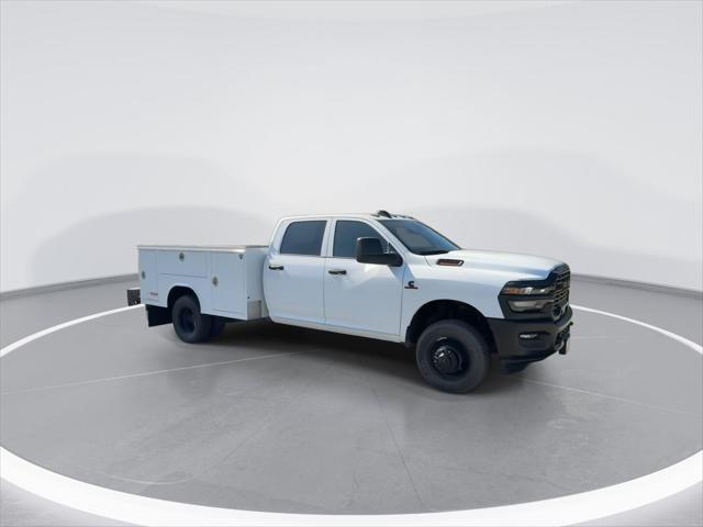 2025 RAM Ram 3500 Chassis Cab RAM 3500 TRADESMAN CREW CAB CHASSIS 4X4 60 CA 2025 RAM Ram 3500 Chassis Cab RAM 3500 TRADESMAN CREW CAB CHASSIS 4X4 60 CA