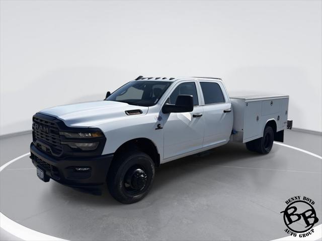 2025 RAM Ram 3500 Chassis Cab RAM 3500 TRADESMAN CREW CAB CHASSIS 4X4 60 CA