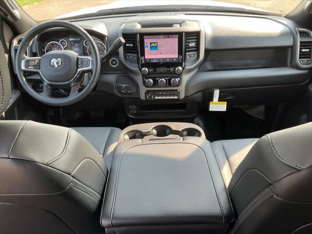 2025 RAM Ram 2500 RAM 2500 TRADESMAN CREW CAB 4X4 8 BOX