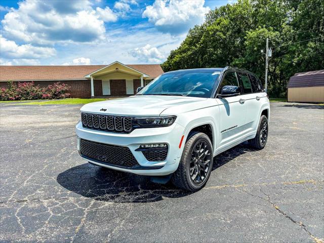 2025 Jeep Grand Cherokee GRAND CHEROKEE SUMMIT RESERVE 4X4