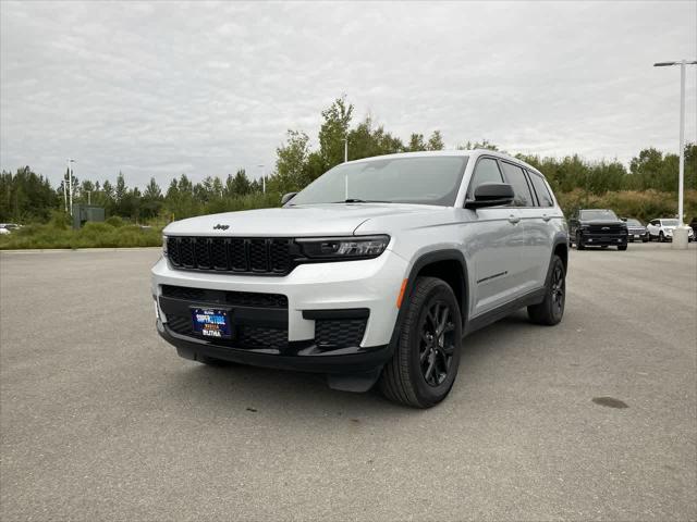 2024 Jeep Grand Cherokee L Altitude 4x4 2024 Jeep Grand Cherokee L Altitude 4x4