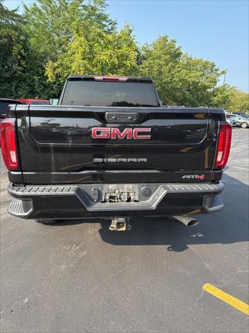 2022 GMC Sierra 2500HD 4WD Crew Cab Standard Bed AT4