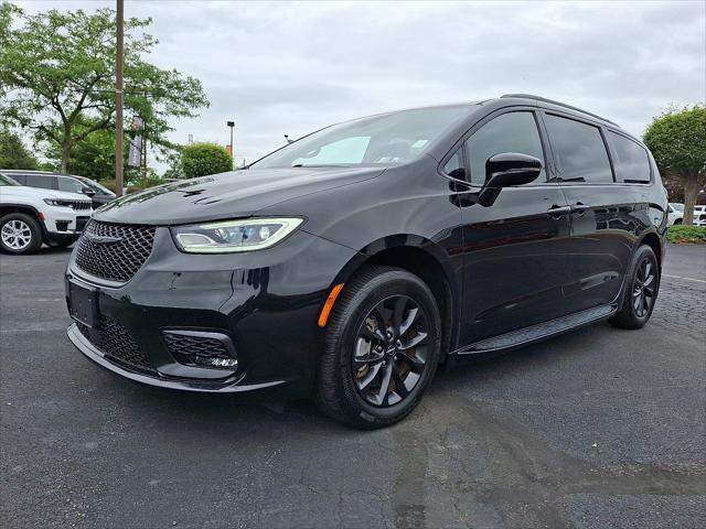 2021 Chrysler Pacifica Touring L AWD