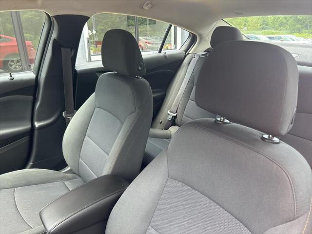 2017 Chevrolet Cruze LS Auto