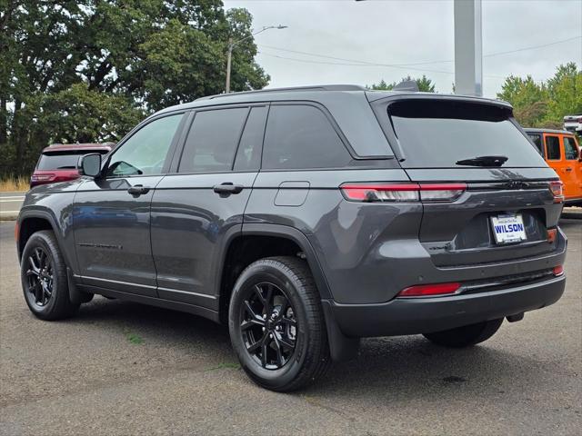 2025 Jeep Grand Cherokee Altitude X 4x4