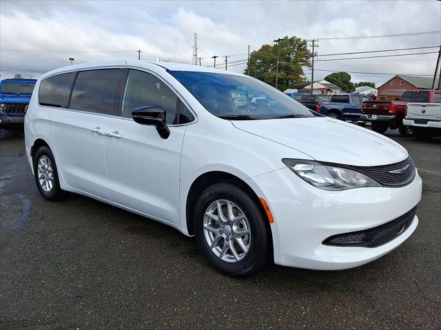 2026 Chrysler Voyager VOYAGER LX
