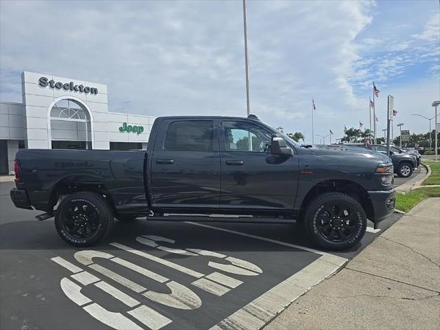 2026 RAM Ram 2500 RAM 2500 BLACK EXPRESS CREW CAB 4X4 64 BOX 2026 RAM Ram 2500 RAM 2500 BLACK EXPRESS CREW CAB 4X4 64 BOX