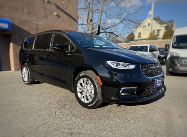 2026 Chrysler Pacifica PACIFICA SELECT AWD