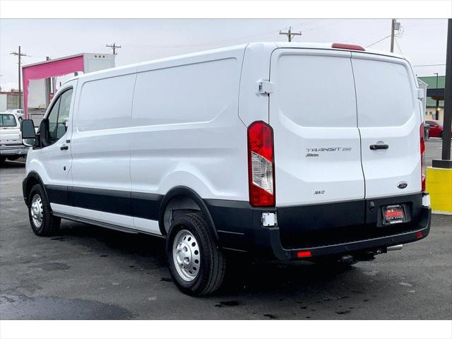 2025 Ford Transit Cargo Van Base