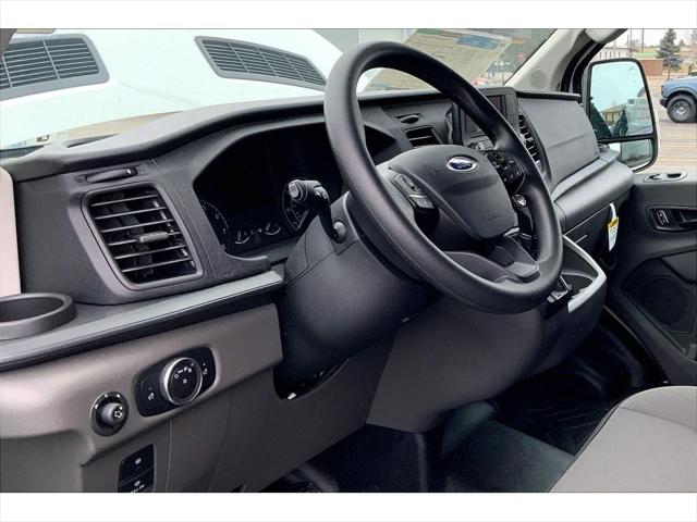 2025 Ford Transit Cargo Van Base