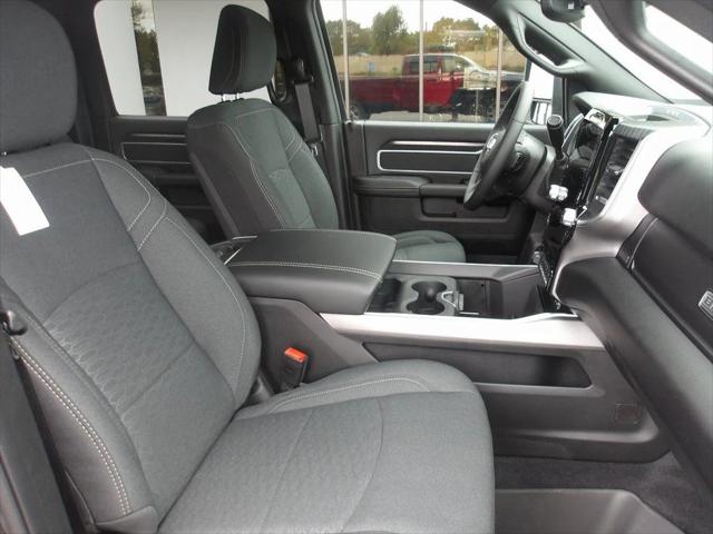 2026 Ram 2500 Big Horn Crew Cab 4x4 8' Box
