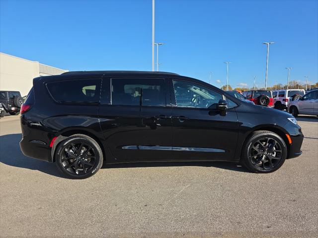 2026 Chrysler Pacifica PACIFICA SELECT AWD 2026 Chrysler Pacifica PACIFICA SELECT AWD