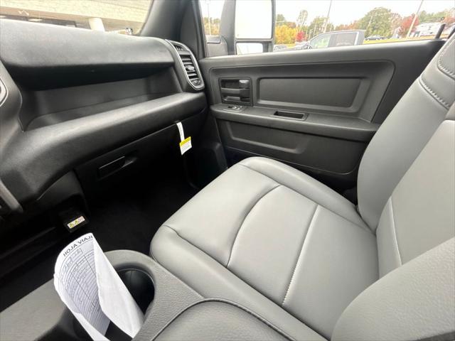 2026 RAM Ram 2500 RAM 2500 TRADESMAN CREW CAB 4X4 64 BOX