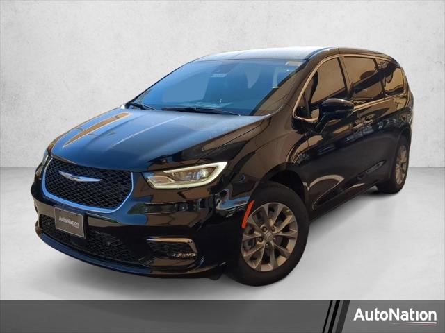 2026 Chrysler Pacifica PACIFICA SELECT AWD