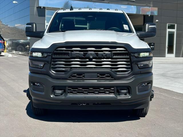 2026 RAM Ram 3500 Chassis Cab RAM 3500 TRADESMAN CHASSIS REGULAR CAB 4X4 60 CA