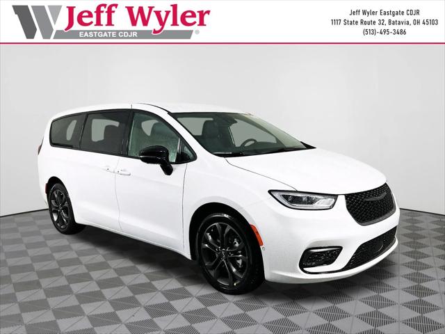 2026 Chrysler Pacifica PACIFICA SELECT