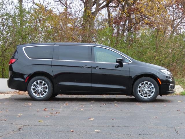 2026 Chrysler Pacifica PACIFICA SELECT AWD 2026 Chrysler Pacifica PACIFICA SELECT AWD