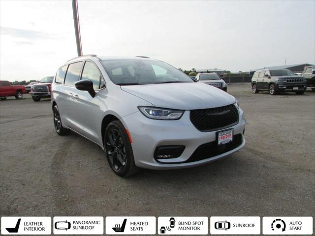 2026 Chrysler Pacifica PACIFICA LIMITED AWD