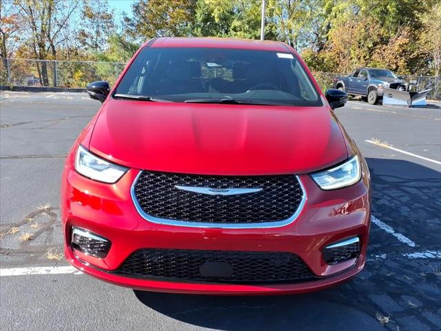 2026 Chrysler Pacifica PACIFICA SELECT AWD