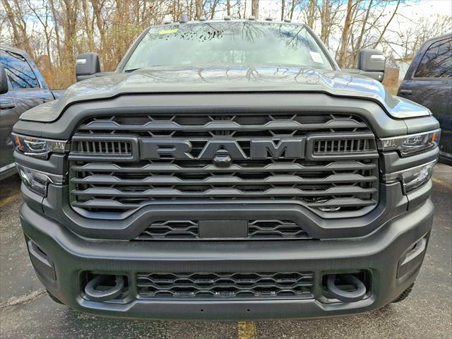 2026 RAM Ram 5500 Chassis Cab RAM 5500 TRADESMAN CHASSIS CREW CAB 4X4 60 CA 2026 RAM Ram 5500 Chassis Cab RAM 5500 TRADESMAN CHASSIS CREW CAB 4X4 60 CA