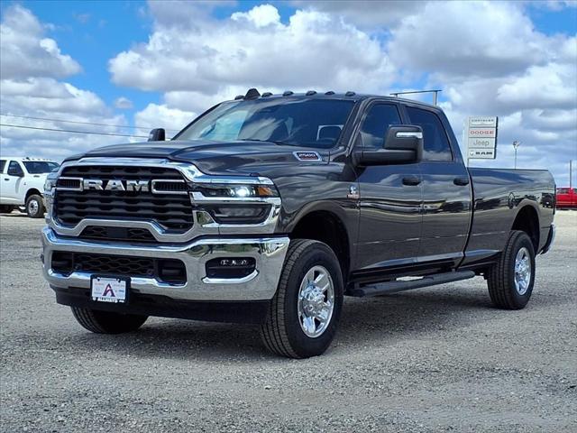 2026 RAM Ram 2500 RAM 2500 TRADESMAN CREW CAB 4X4 8 BOX