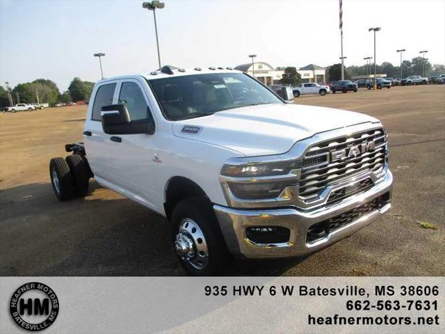 2026 RAM Ram 3500 Chassis Cab RAM 3500 TRADESMAN CREW CAB CHASSIS 4X4 60 CA